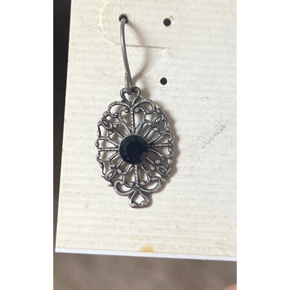 Fashion Bug Vintage Filigree Drop Earrings Gunmetal Black Stone Goth Victorian